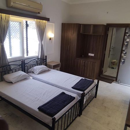 Vatika Homestay Varanasi Exterior photo