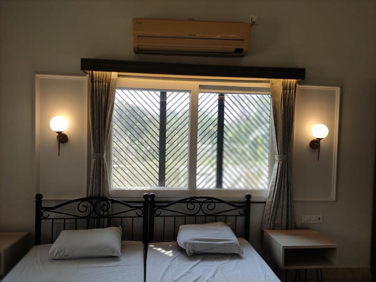 Vatika Homestay Varanasi Exterior photo